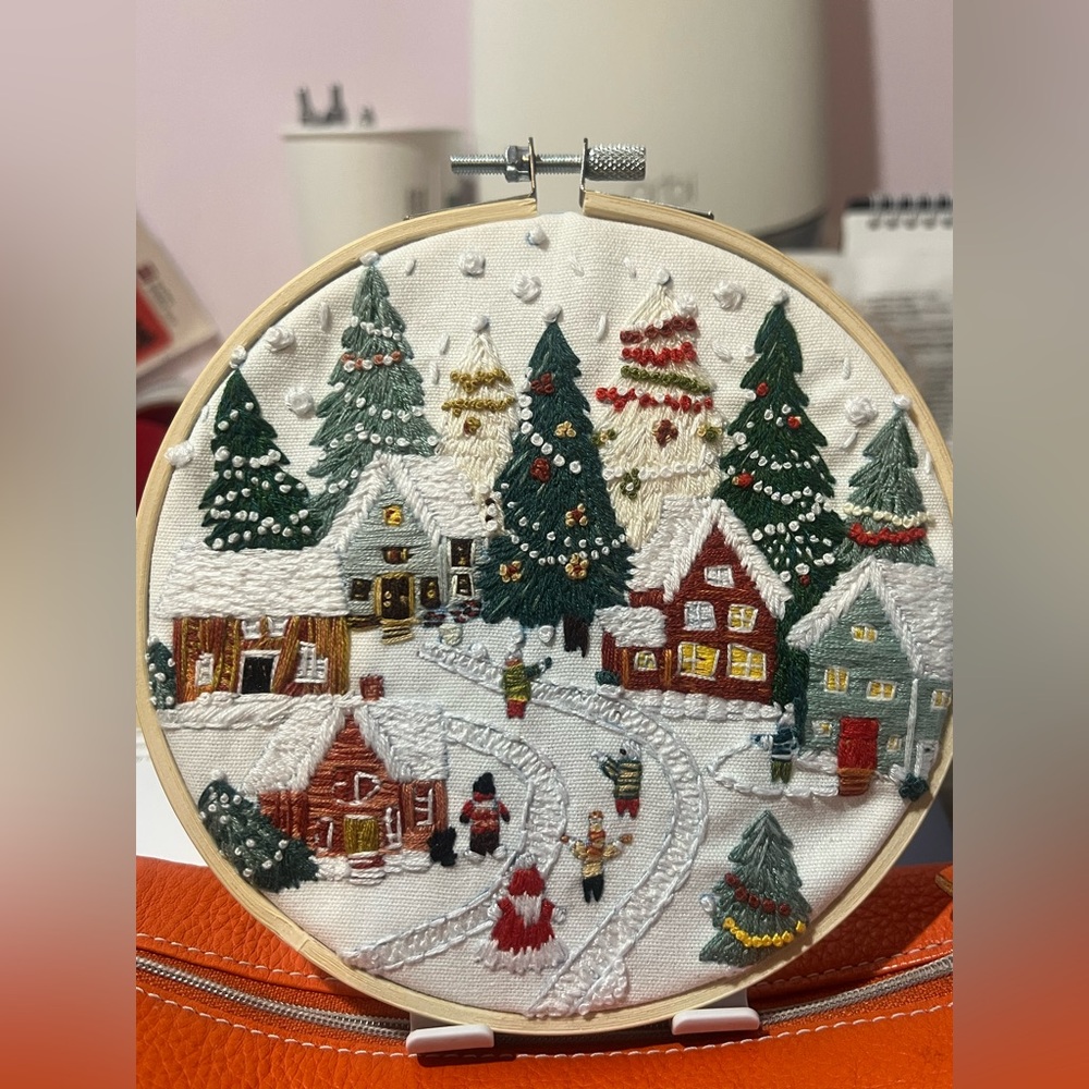 Embroidered Village Holiday Scene NEW